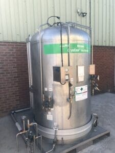 cyrogenic nitrogen tank